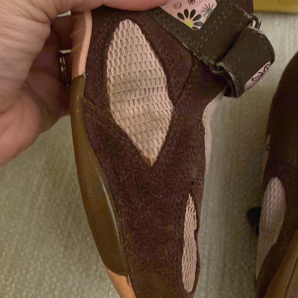 Merrell Brown Suede and Blush Pink Floral Velcro Aqua Lined Girls Size 1 - Picture 8 of 14